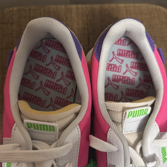 Puma - Picture 3 of 9